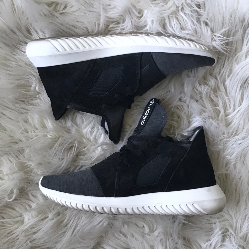 Adidas Tubular Defiant Shoes - Size 6.5